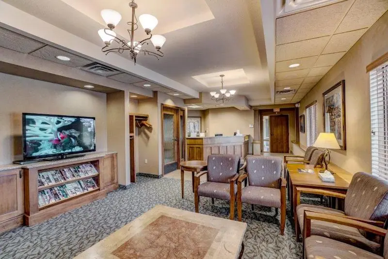 Cottage Grove MN Office Waiting Room - [PRACTICE_NAME]